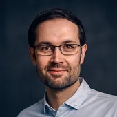 Dieses Bild zeigt den Mitarbeiter Jan Holewa.